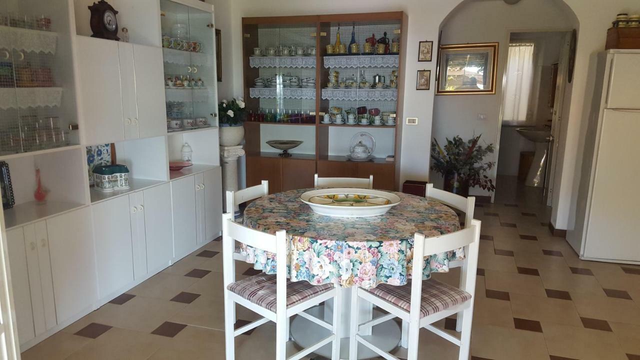 Appartamento Bouganville Magomadas Exterior foto